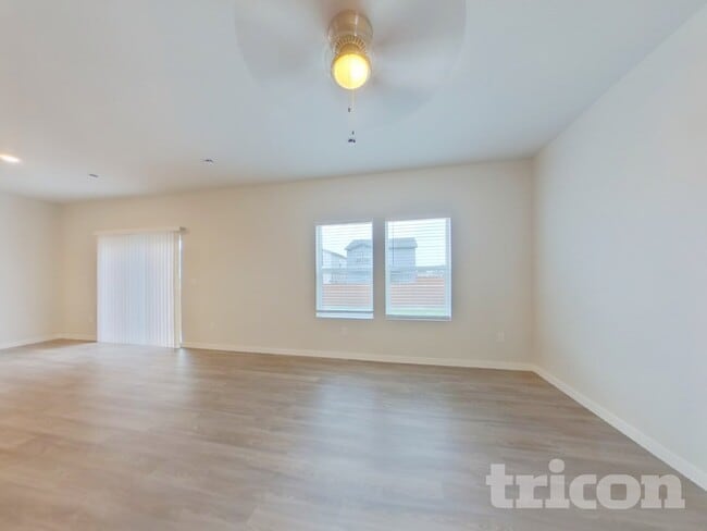 Photo - 2222 Flower Blossom Ave