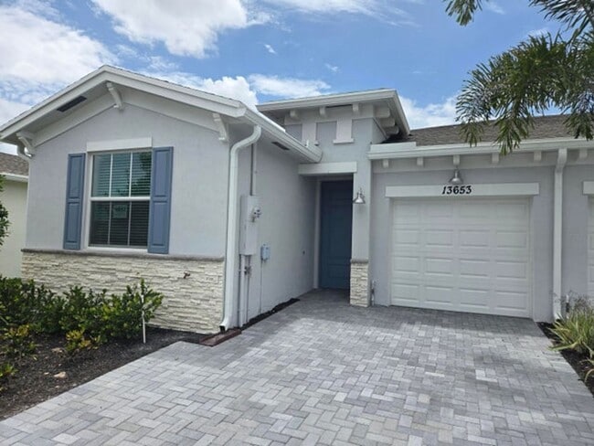 Photo - 13653 Jubilee Ln