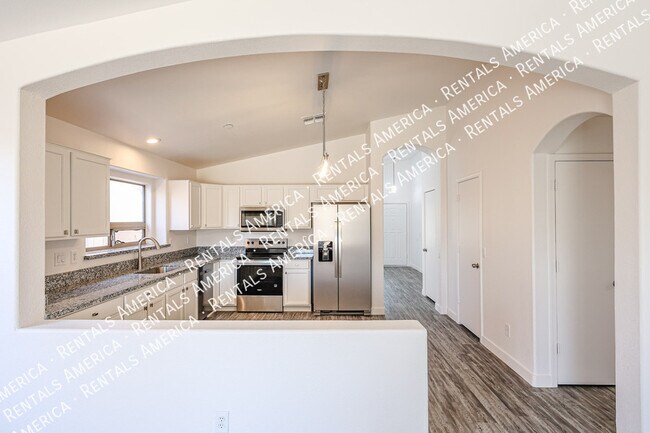 Photo - 4930 W Desert Dr