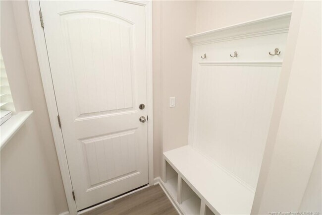 Photo - 104 Kineton Woods Way