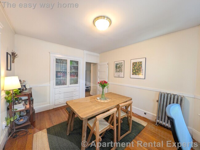 Photo - 18 Sanborn Ave Unit #2