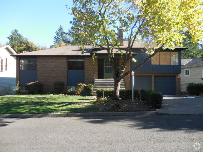 Building Photo - 9908 SW 29th Pl Rental
