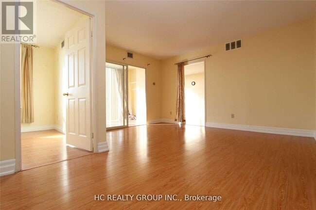 Photo - 285 Enfield Pl Unit 2106