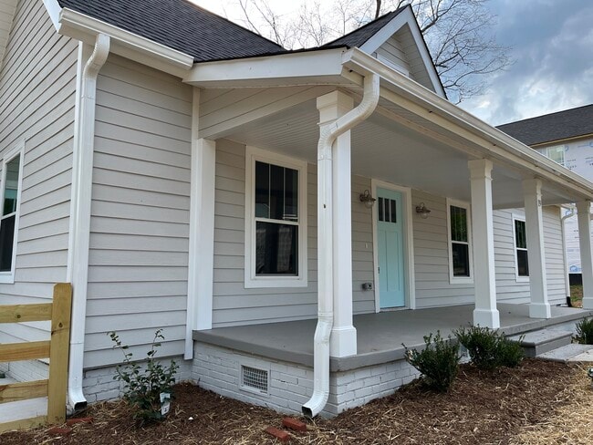 Photo - 19 Furman St