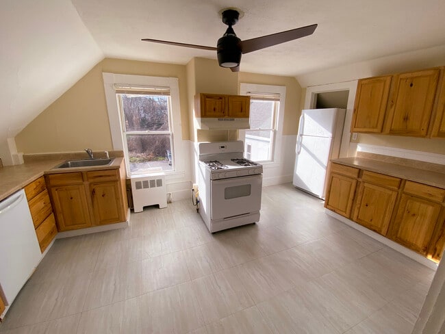 Photo - 13 Aubin St Unit 3