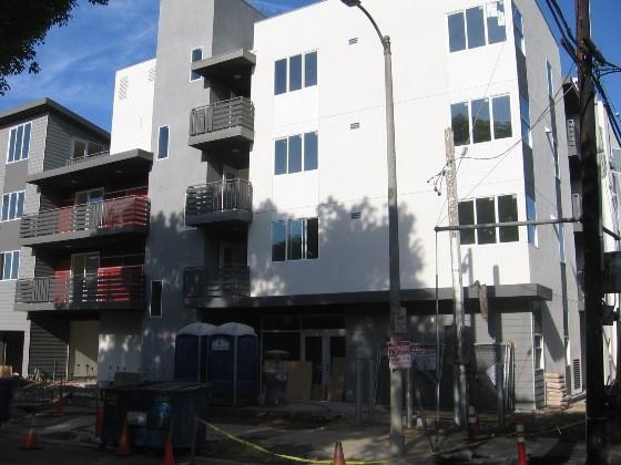 Photo - 1555 Gordon St Apartment