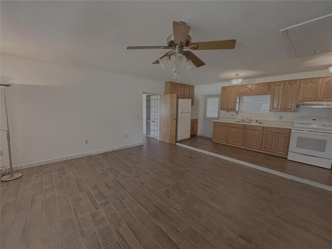 Photo - 6350 NE 86th Ave