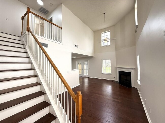 Photo - 2150 Lexington Ln