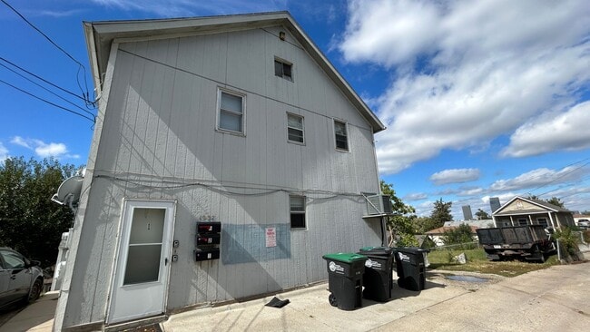 1937 S 12th St Unidad 1