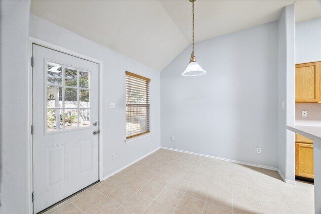 Photo - 4523 Bridgevillage Dr