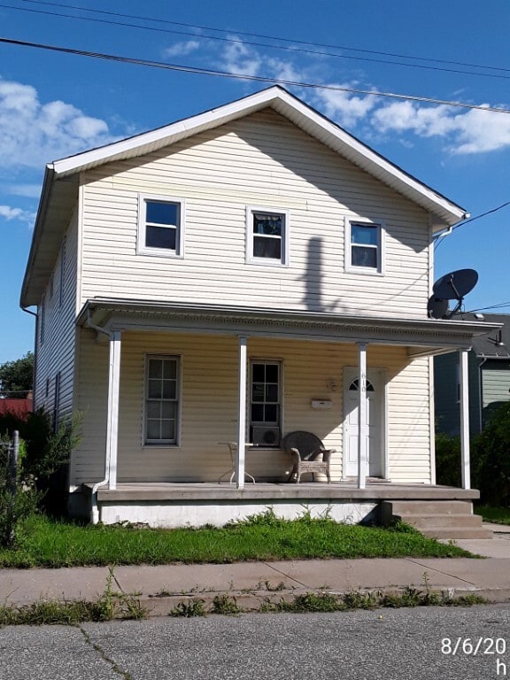 Photo - 610 W 19th St Apartments Unit 2