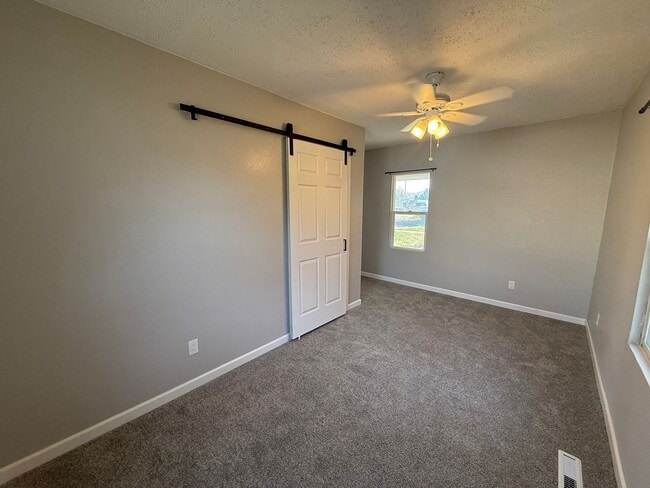 Photo - Newly Remodeled! Dog friendly!