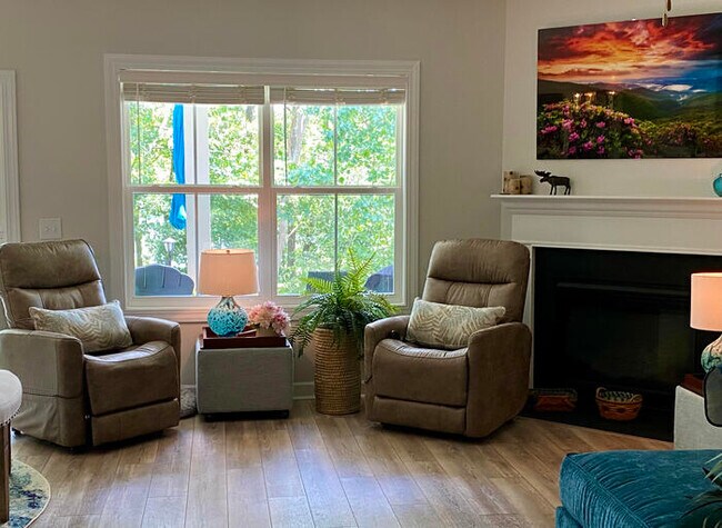 Photo - 3 Bedroom 2.5 Bathroom