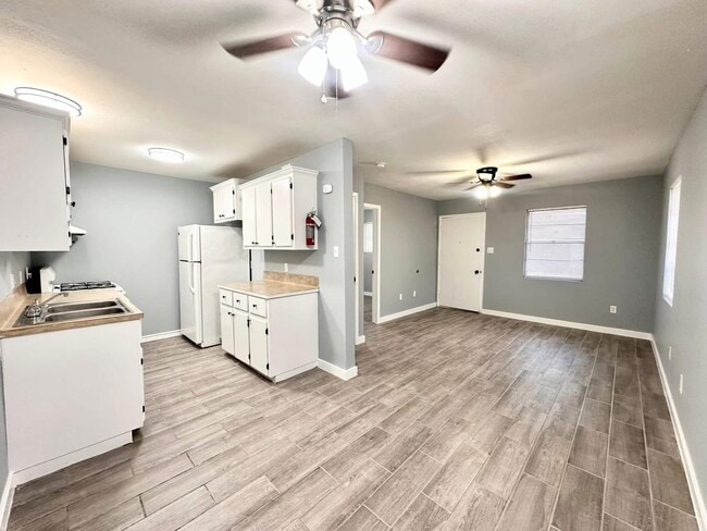 Maple Manor Apartments