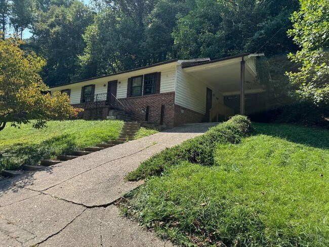 Photo - 836 Chappell Rd House