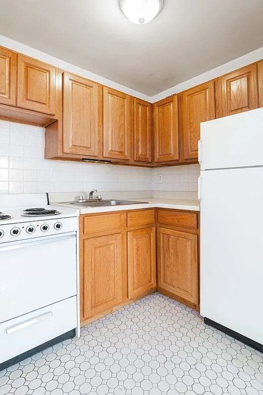 Photo - 1220 Lexington Ave Unit 4D