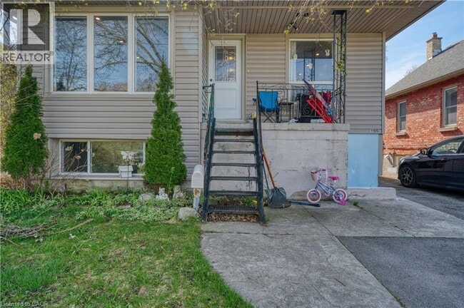 Photo - 165 Helena Ave