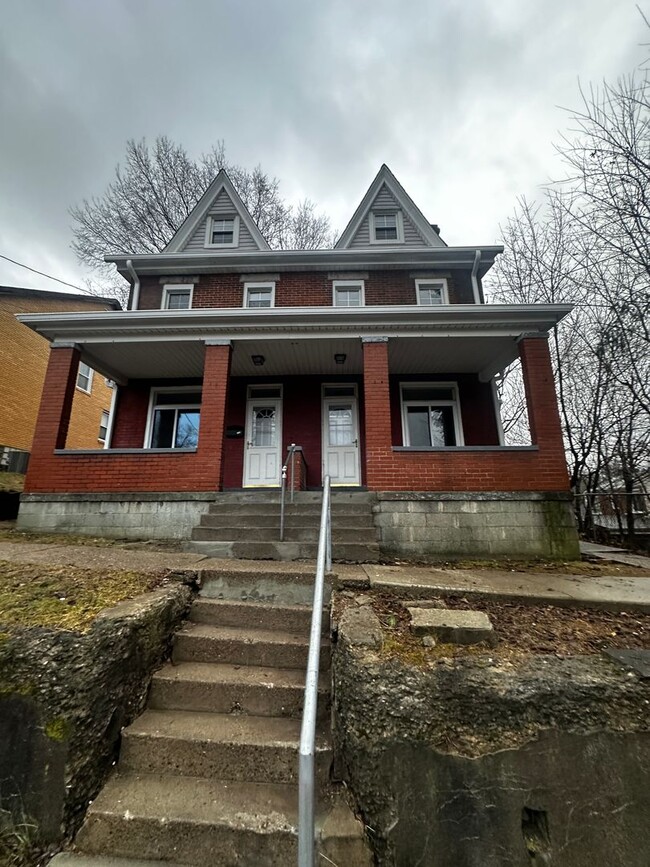 Photo - 117-119 Copperfield Ave Unidad 119 Copperfield Ave