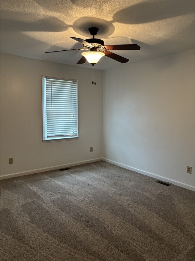 Photo - 207 S Lincoln St