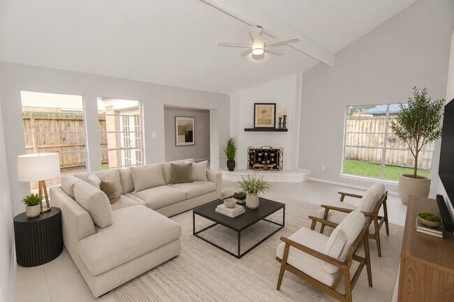 6703 Stonewater