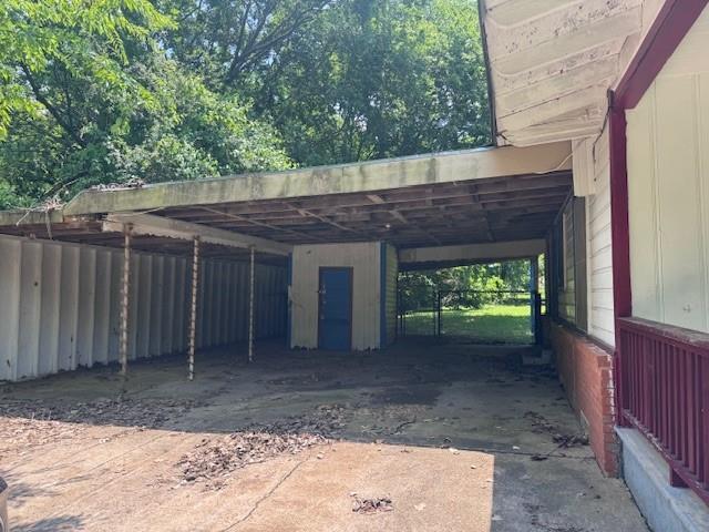 704 Cedar St