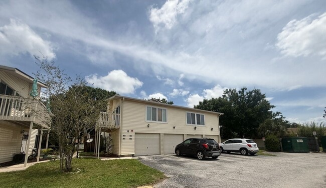 Photo - 1101 Spring Meadow Dr