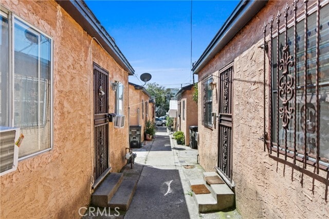 Building Photo - 2015 Pennsylvania Ave Unit 1/2