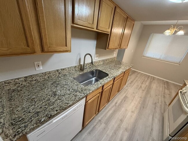 Photo - 27153 Farmbrook Villa Dr