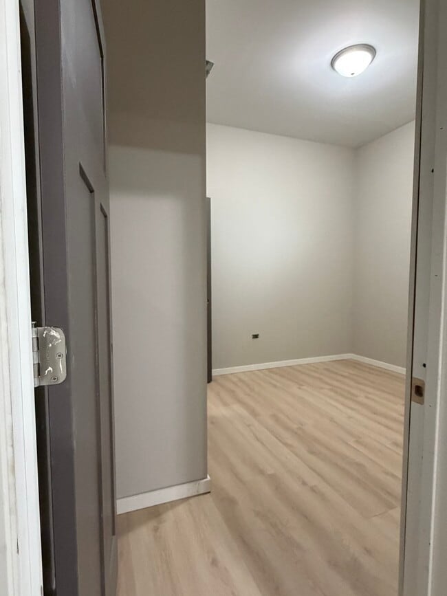 Photo - 22 N Pulaski Rd