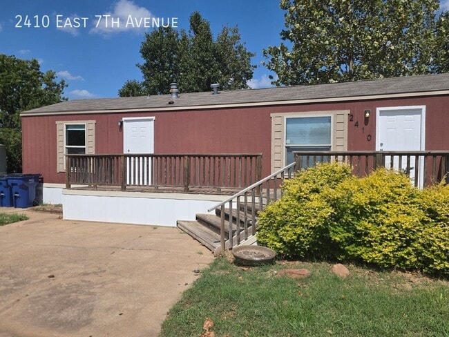 Photo - 2410 E 7th Ave