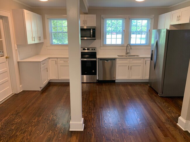 Kitchen - 1283 Odell School Rd