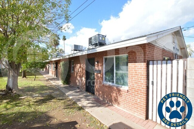 Building Photo - 2309 N Dayton St Rental