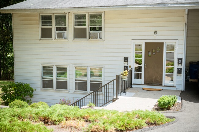 Photo - 21 Hillside Ave Unit B2