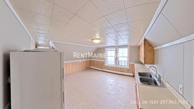 Photo - 92 Clinton Ave Unidad A3