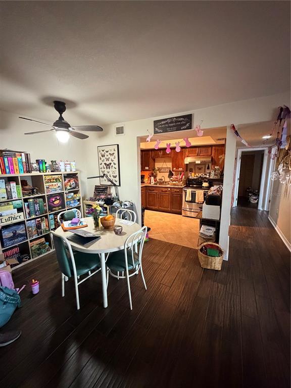 Photo - 720 N Village Dr Unit 103