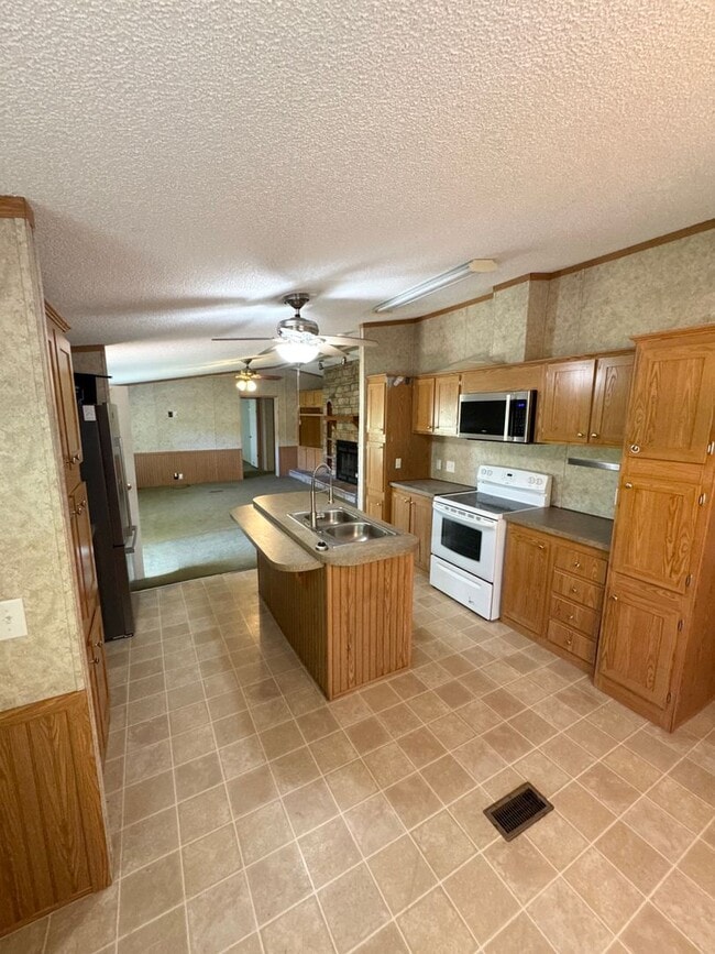 Photo - Country Living!