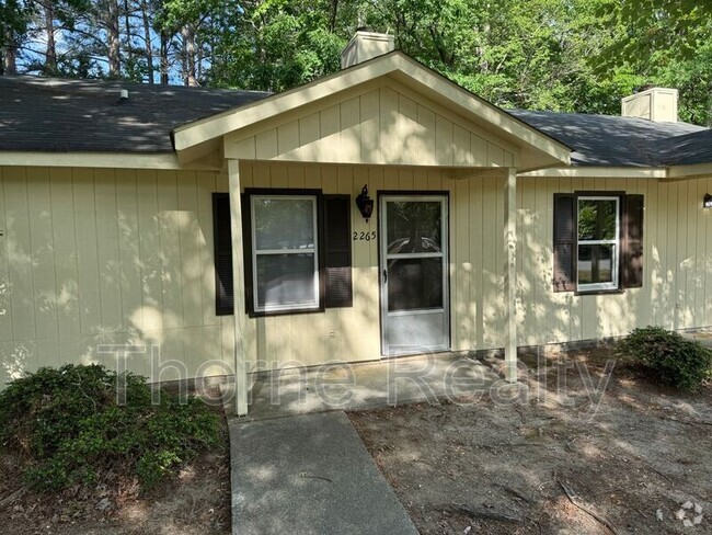 Building Photo - 2265 Sherwood Ave Rental