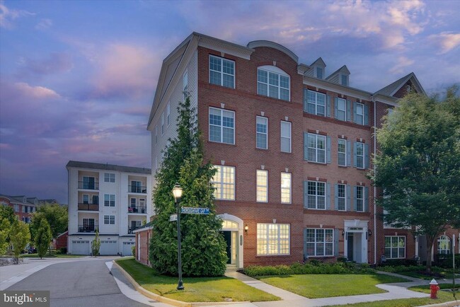 Photo - 43101 Thoroughfare Gap Terrace Townhome