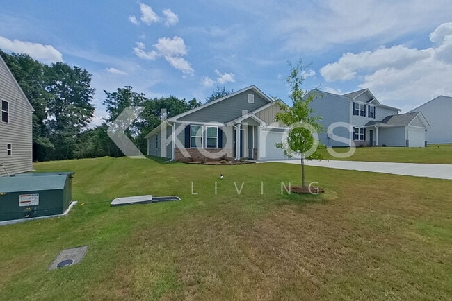 Photo - 128 George Oxford Dr