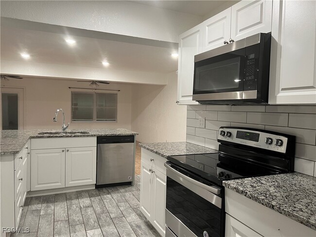 Photo - 3923 SE 12th Ave