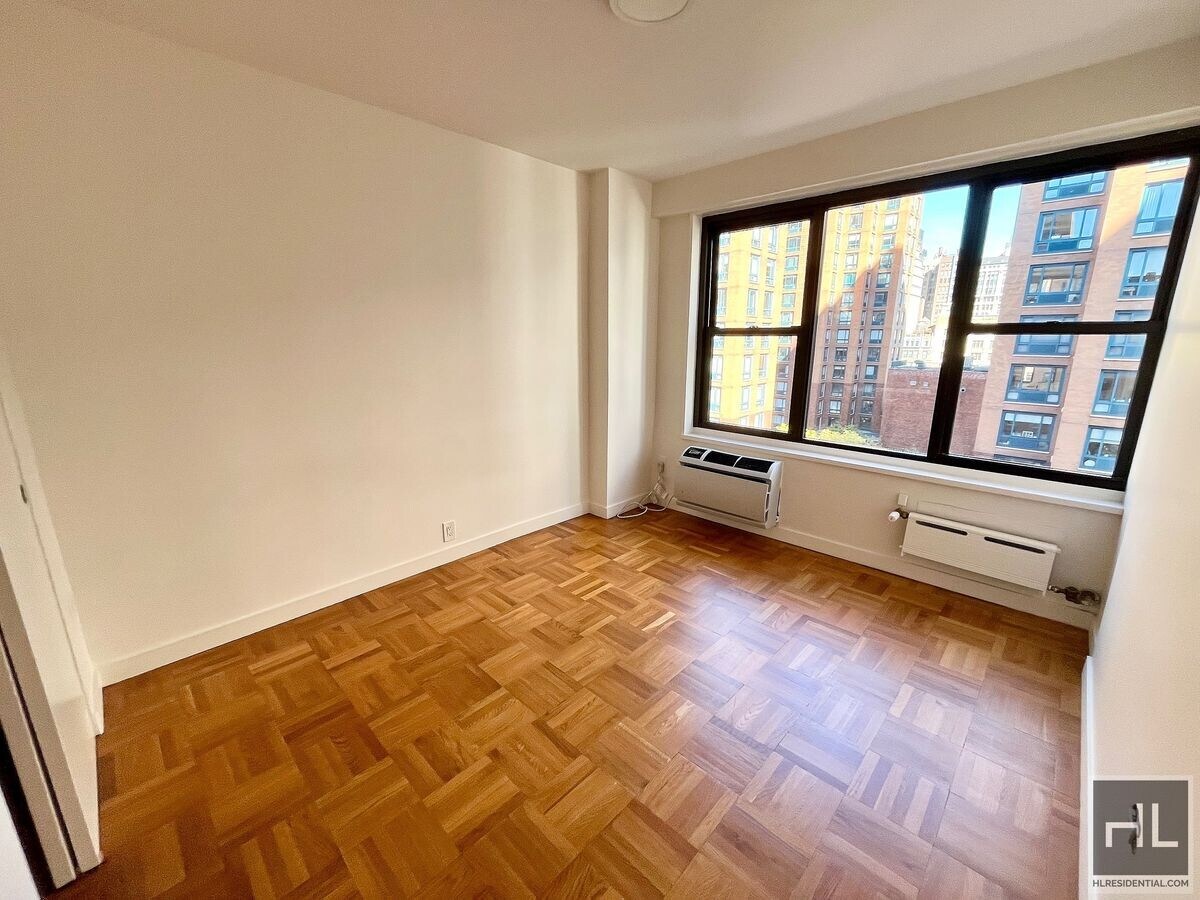 Photo - Fourth Avenue Unit 16K