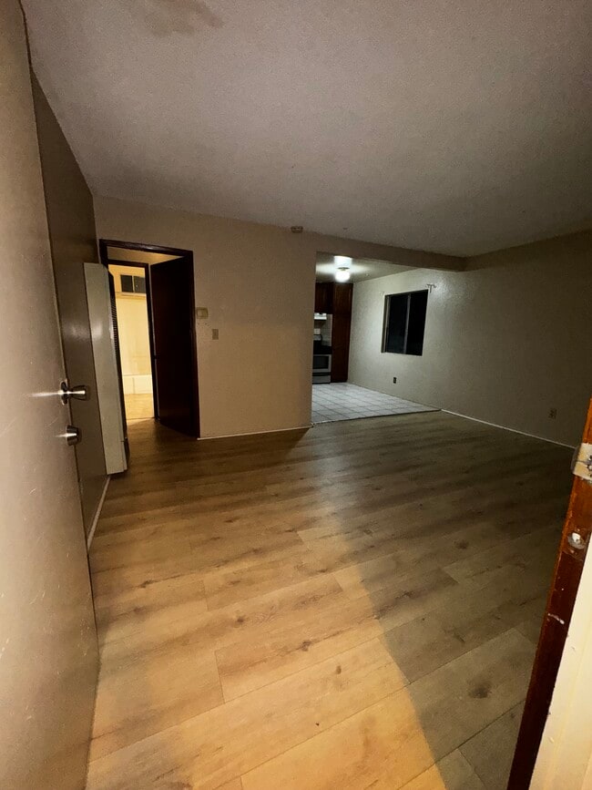 Building Photo - 4310 W 170th St Unit 4310