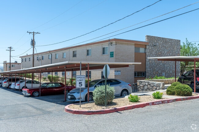 Bassett Townhomes Condominiums - Bassett Townhomes Condominiums