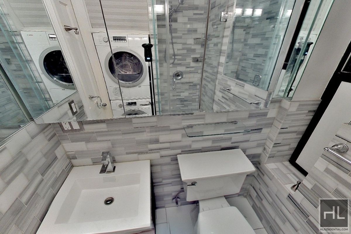 Photo - E 5TH ST. Unidad B1