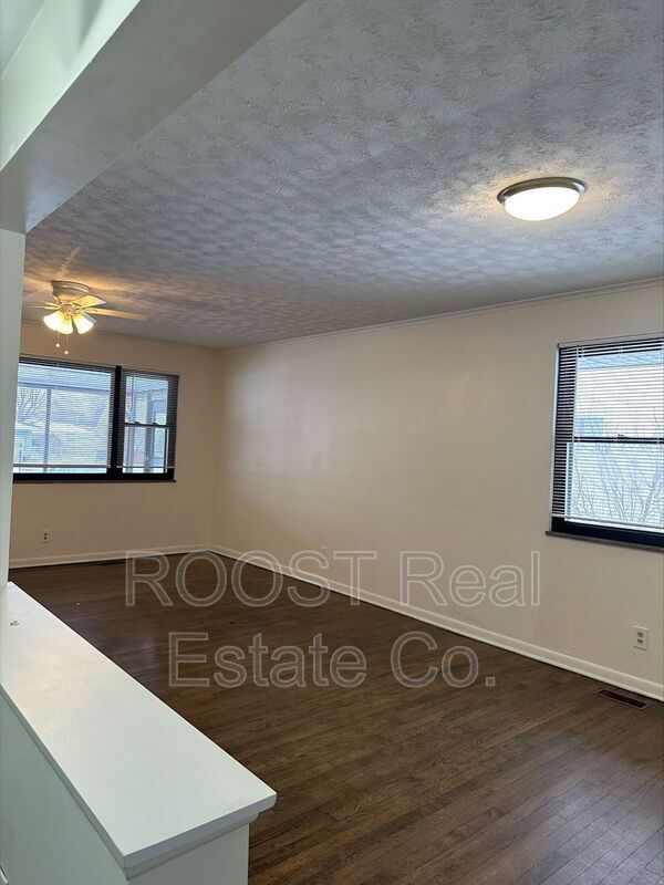 Photo - 1065 Parma Ave