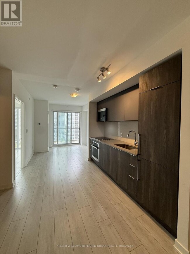 Photo - 2033 Kennedy Rd Unit 1607