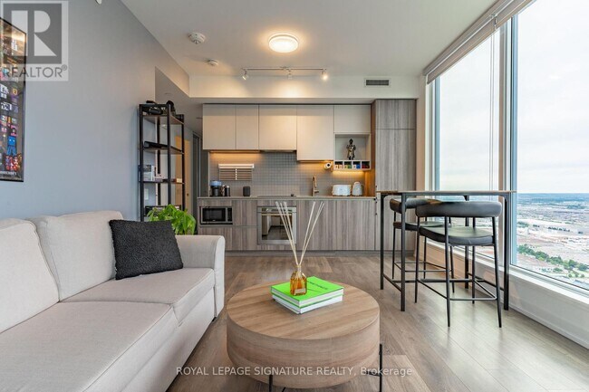 Photo - 898 Portage Pkwy Unit 5903