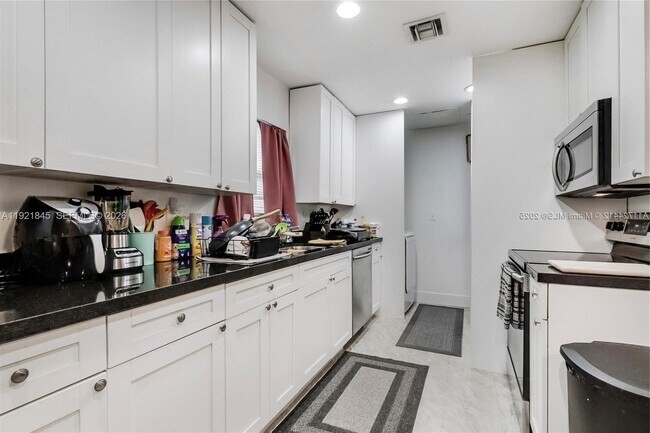 Photo - 219 NW 7th Ct Unidad 2