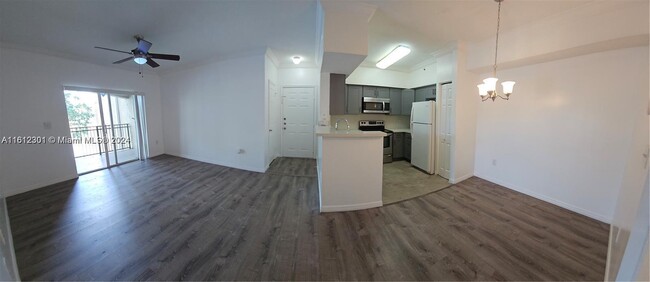 Photo - 101 SW 117th Ave Condo Unit 7206