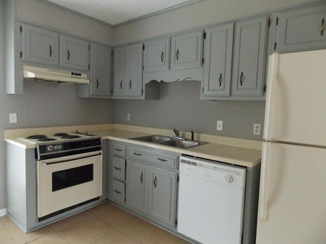 Photo - 140 Lanier Dr Unit 150 SW